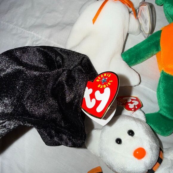 Lot of 5 Ty Halloween Beanie Babies • Spooky Ghost Sheets, Pumpkin Bear, Skeleto - Picture 6 of 13